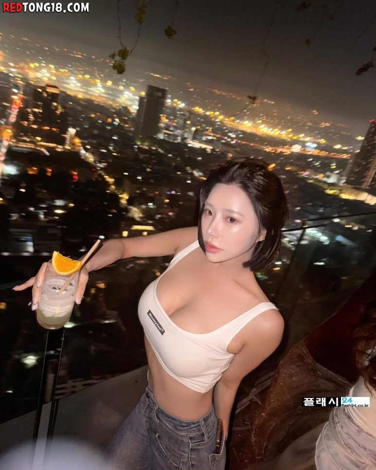 호텔 수영장 이정도면 못참지