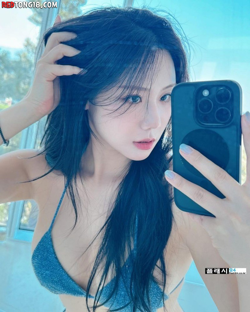유부녀 전보람 수영복 셀카