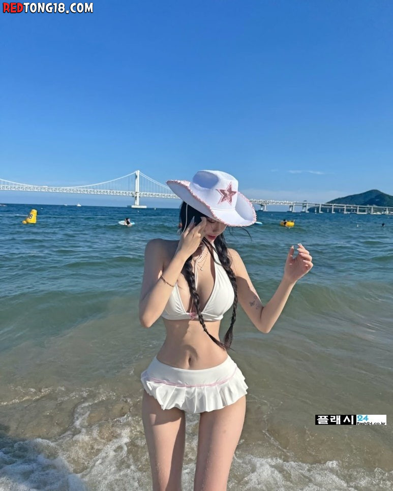 ㅇㅎ)해변에 나타난 카우걸 굴곡