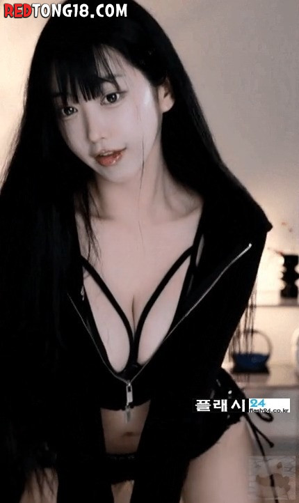 살짝 패치가 드러난 하니니