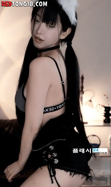 살짝 패치가 드러난 하니니