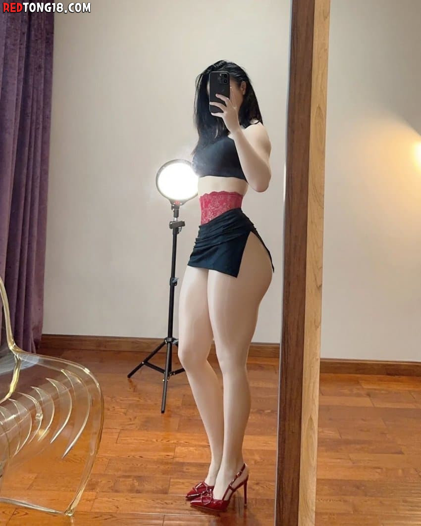 상체는 얇은데.. 하체가 파괴적임