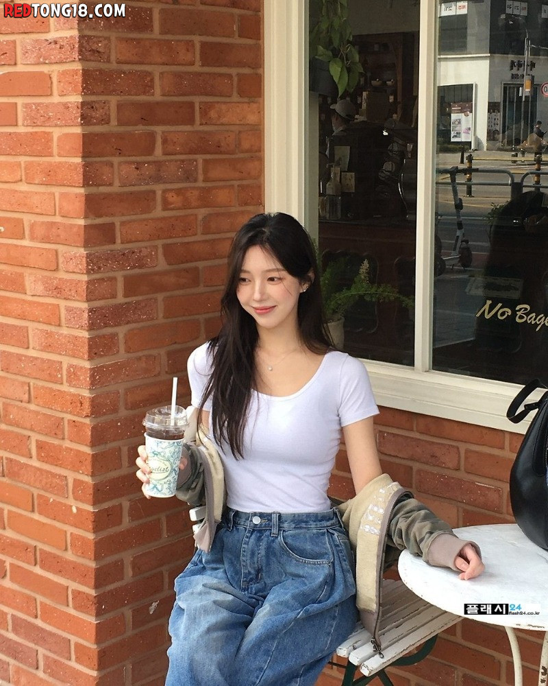 데이트룩에 충실한 처자