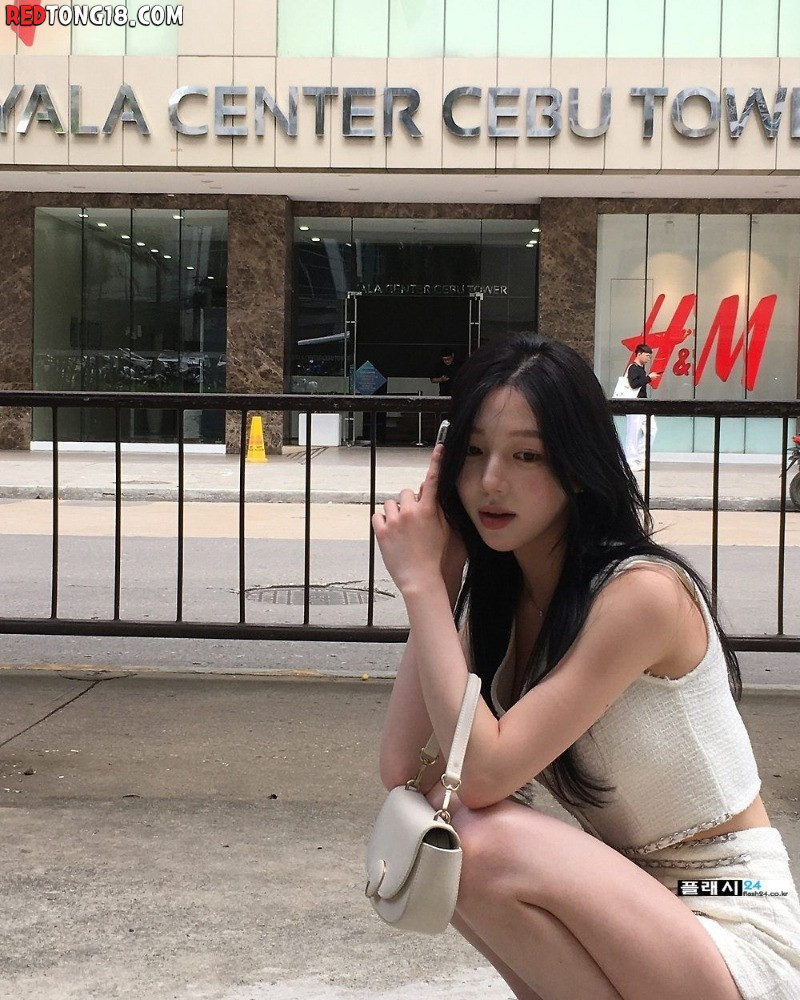 데이트룩에 충실한 처자