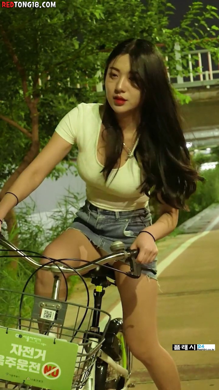 꼭 같이 타고 싶은 한강 따릉이 누나