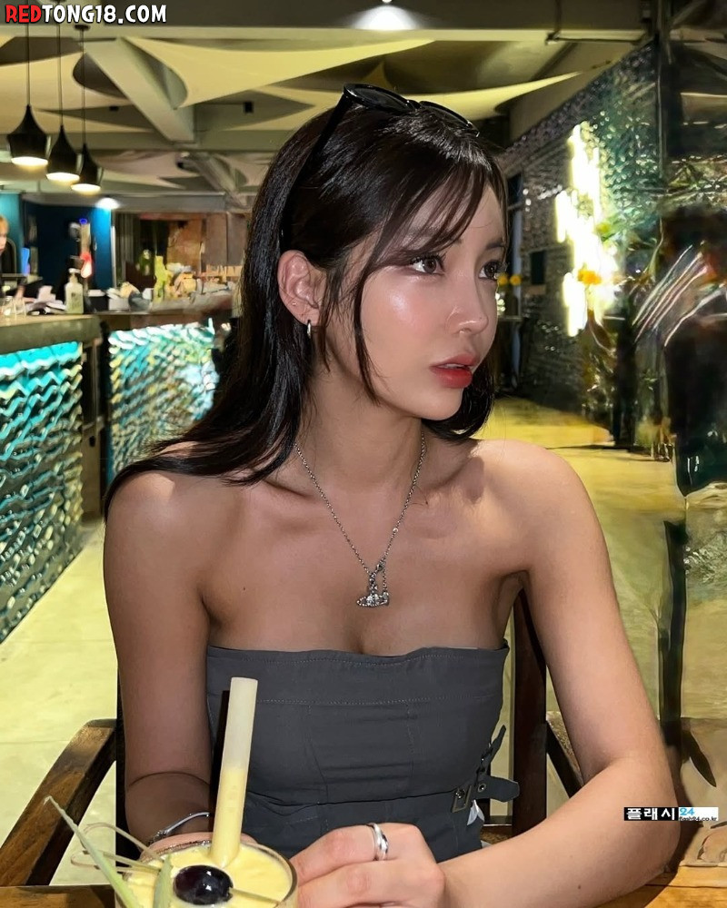 언더웨어 모델 해도 될 것 같은 하이하니