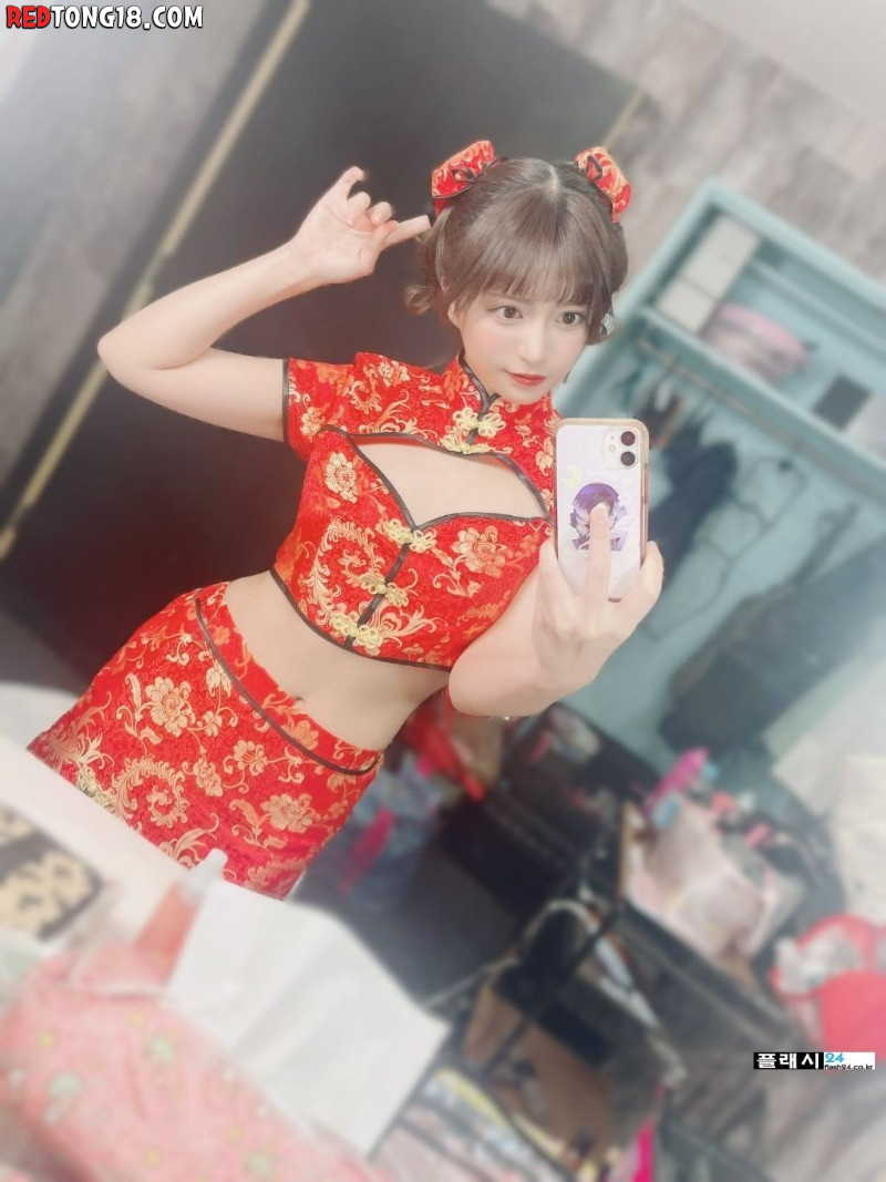 5월 신작 나온 이육감적인 배우 네오 아카리