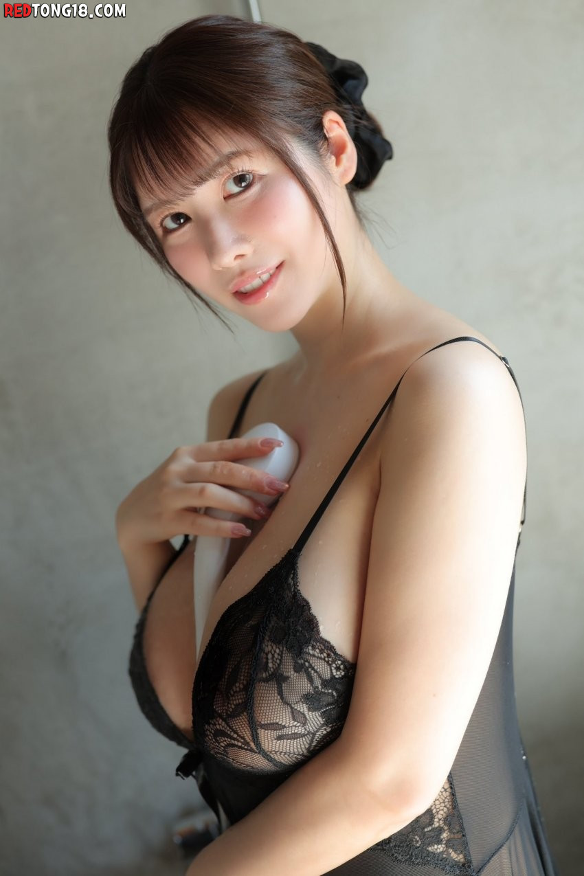 가슴 사이에 끼워버리는 누나