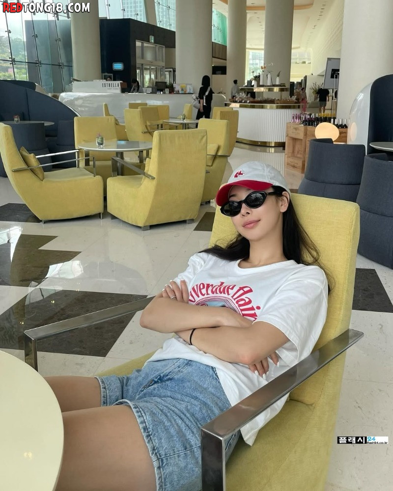 피팅모델 박다현은 여전히 다르구나