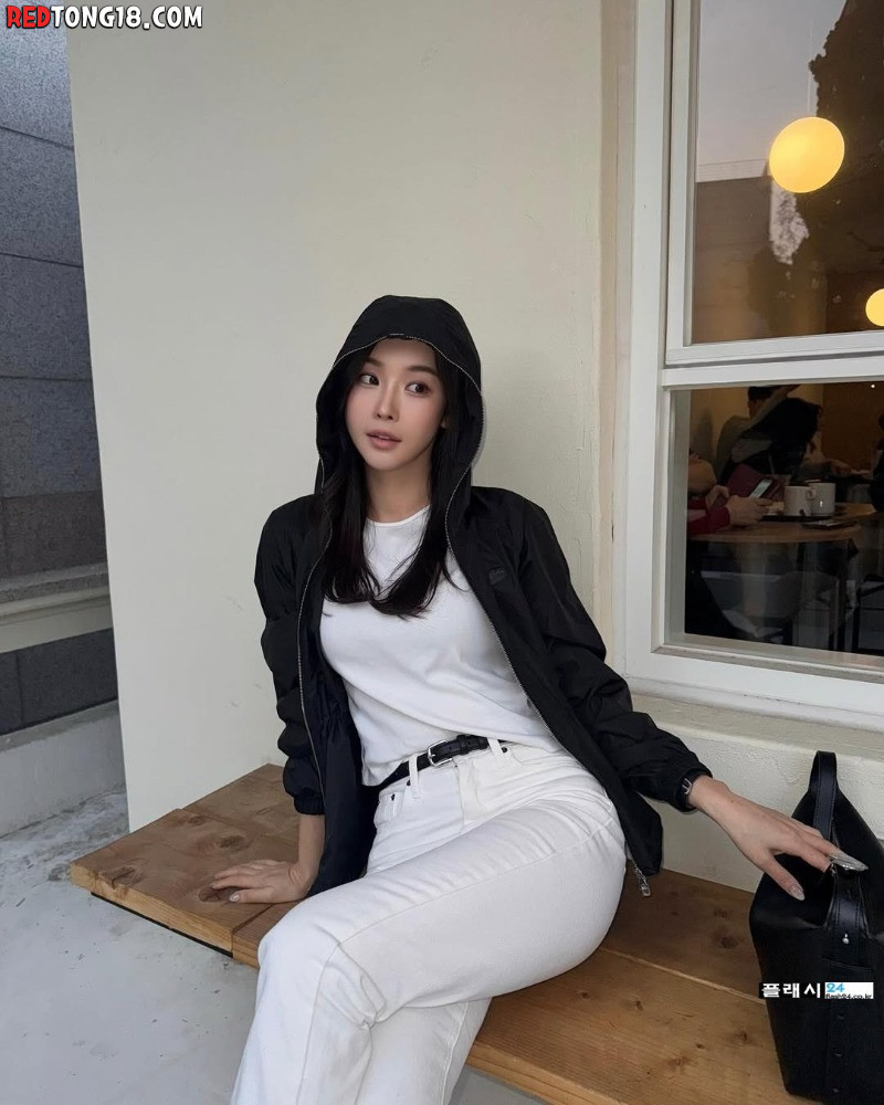 피팅모델 박다현은 여전히 다르구나