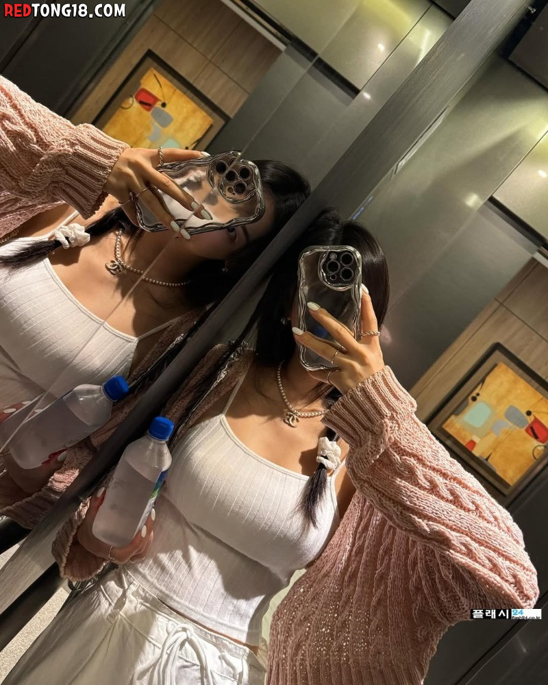 피팅모델 박다현은 여전히 다르구나