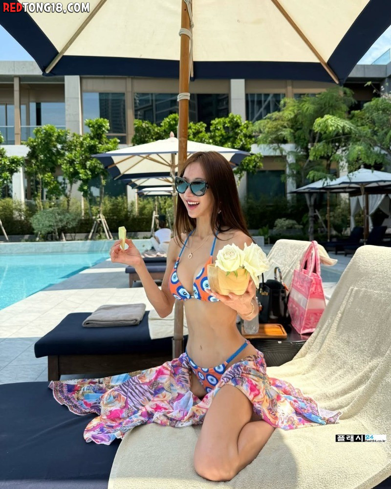 바캉스룩의 정석 인플루언서 예림