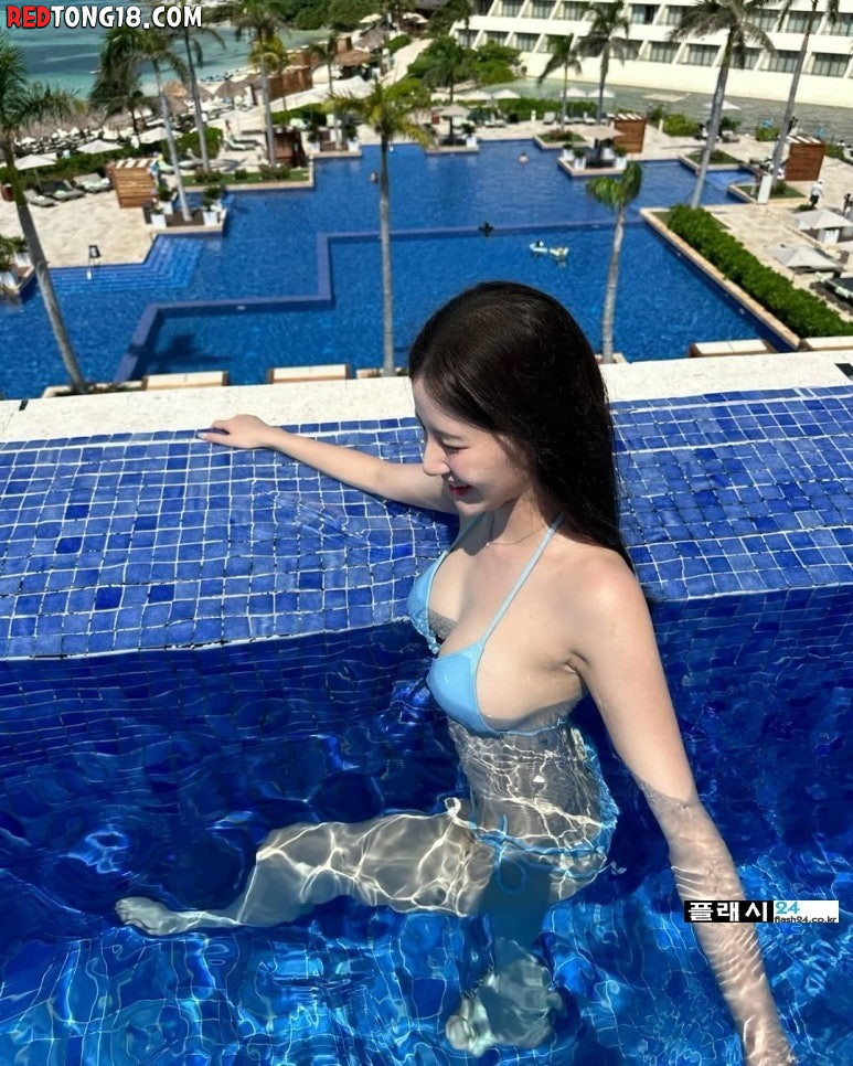 ㅇㅎ)치어리더 김해리 수영복이 작다