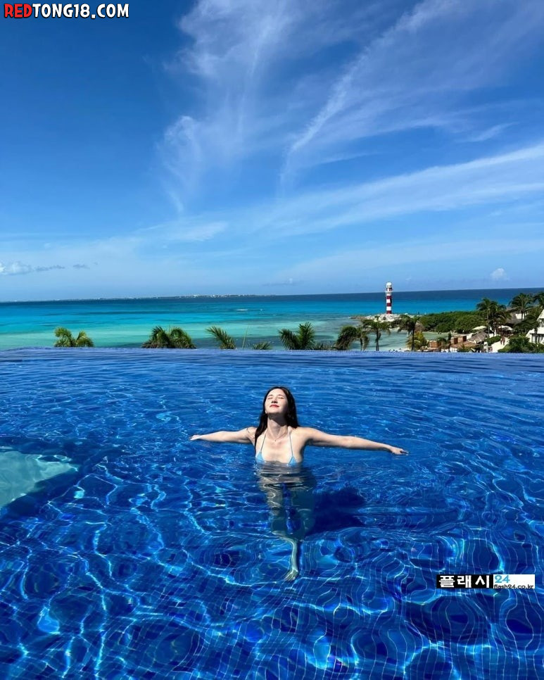 ㅇㅎ)치어리더 김해리 수영복이 작다