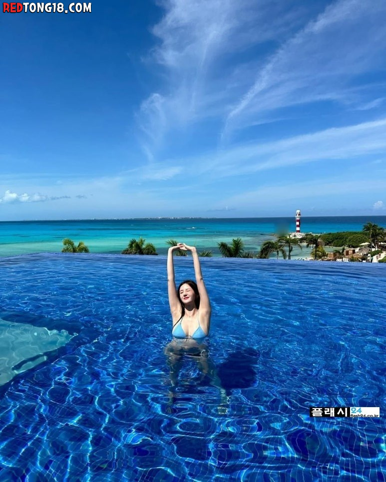 ㅇㅎ)치어리더 김해리 수영복이 작다