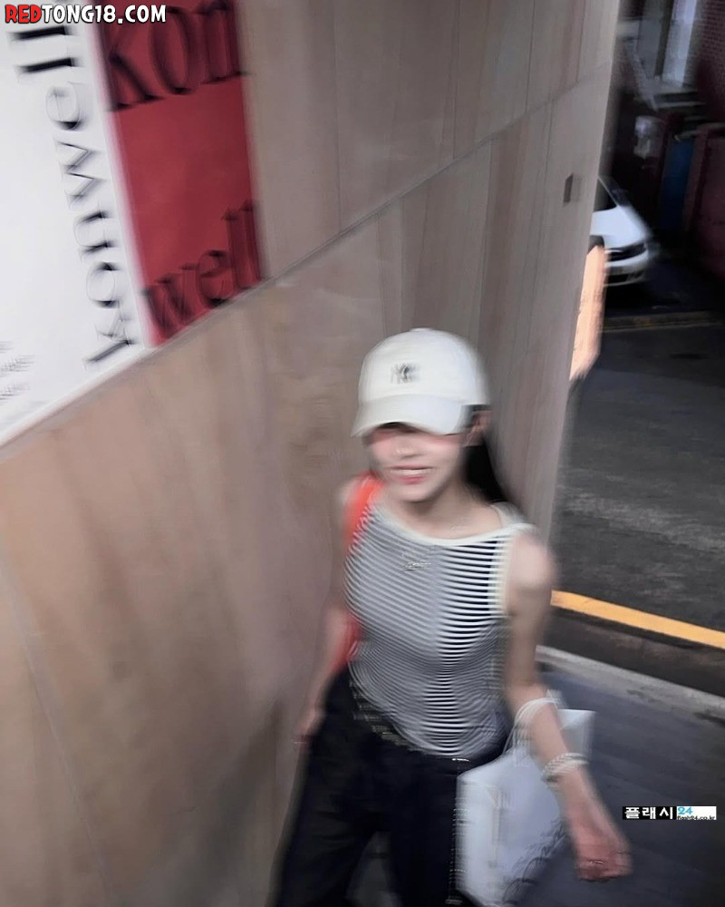 슬렌더한 모델 고세빈 인스타