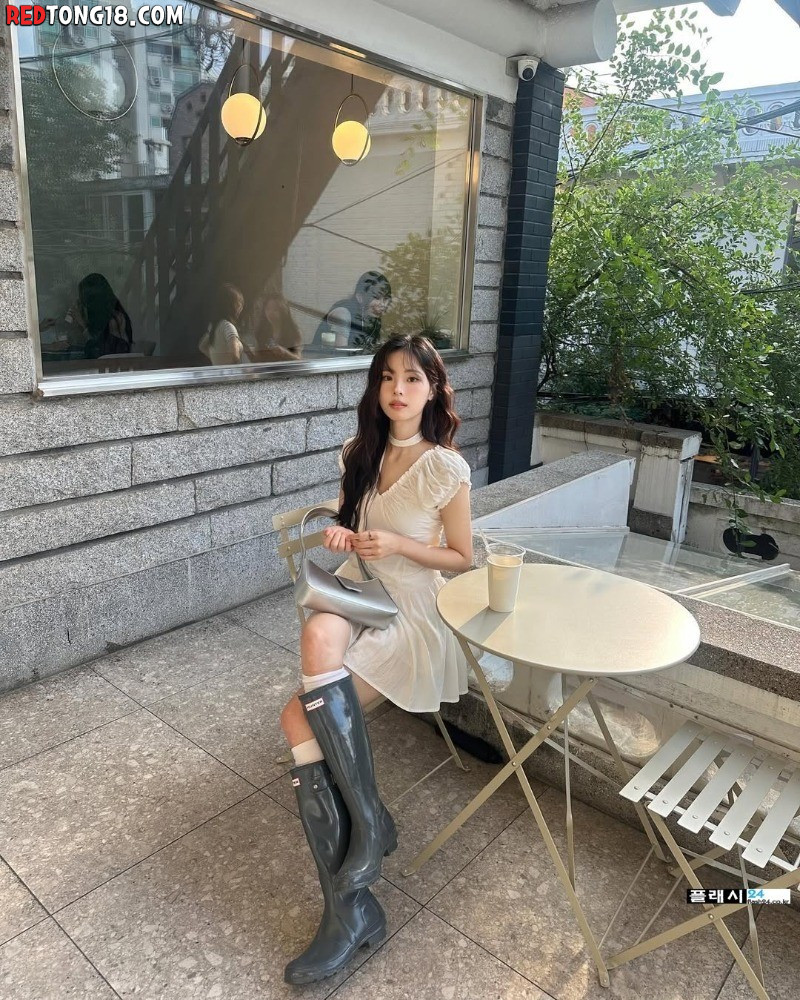 슬렌더한 모델 고세빈 인스타