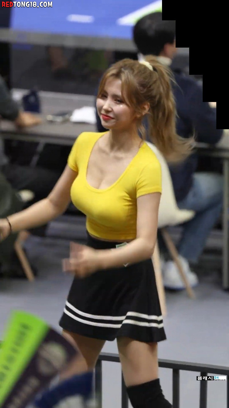 활기찬 응원 전은비 치어리더