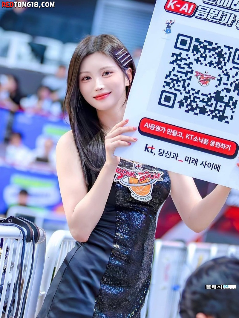 아이돌 급 외모를 가졌다는 김정원 치어리더