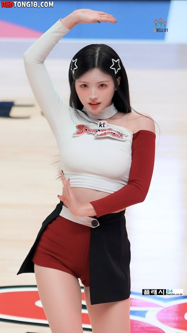 아이돌 급 외모를 가졌다는 김정원 치어리더