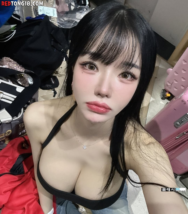 이게 바로 민한나 레이싱 모델의 옷 차림이지