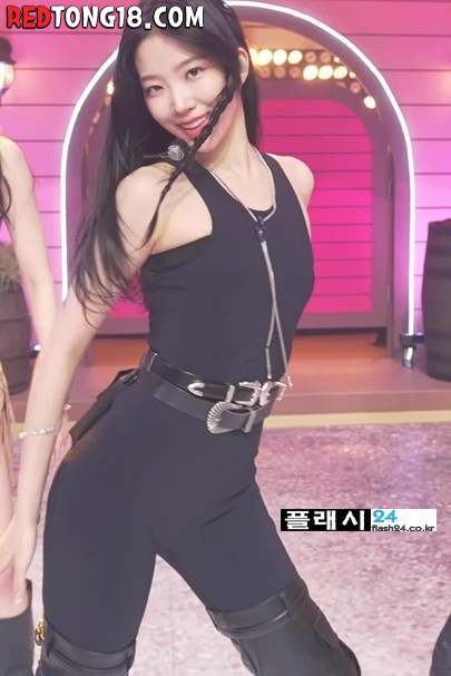 건강미 넘치는 레깅스 르세라핌 카즈하