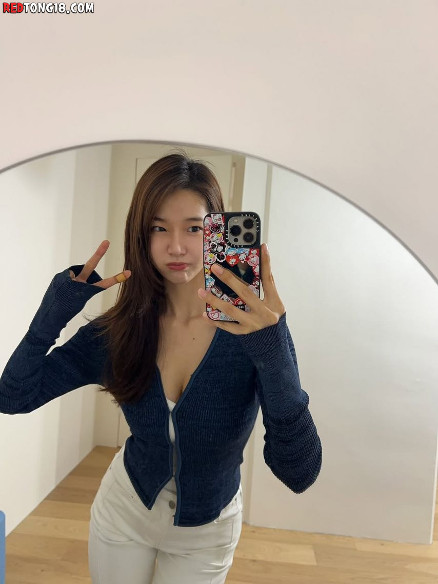 셀카 찍는 오또맘