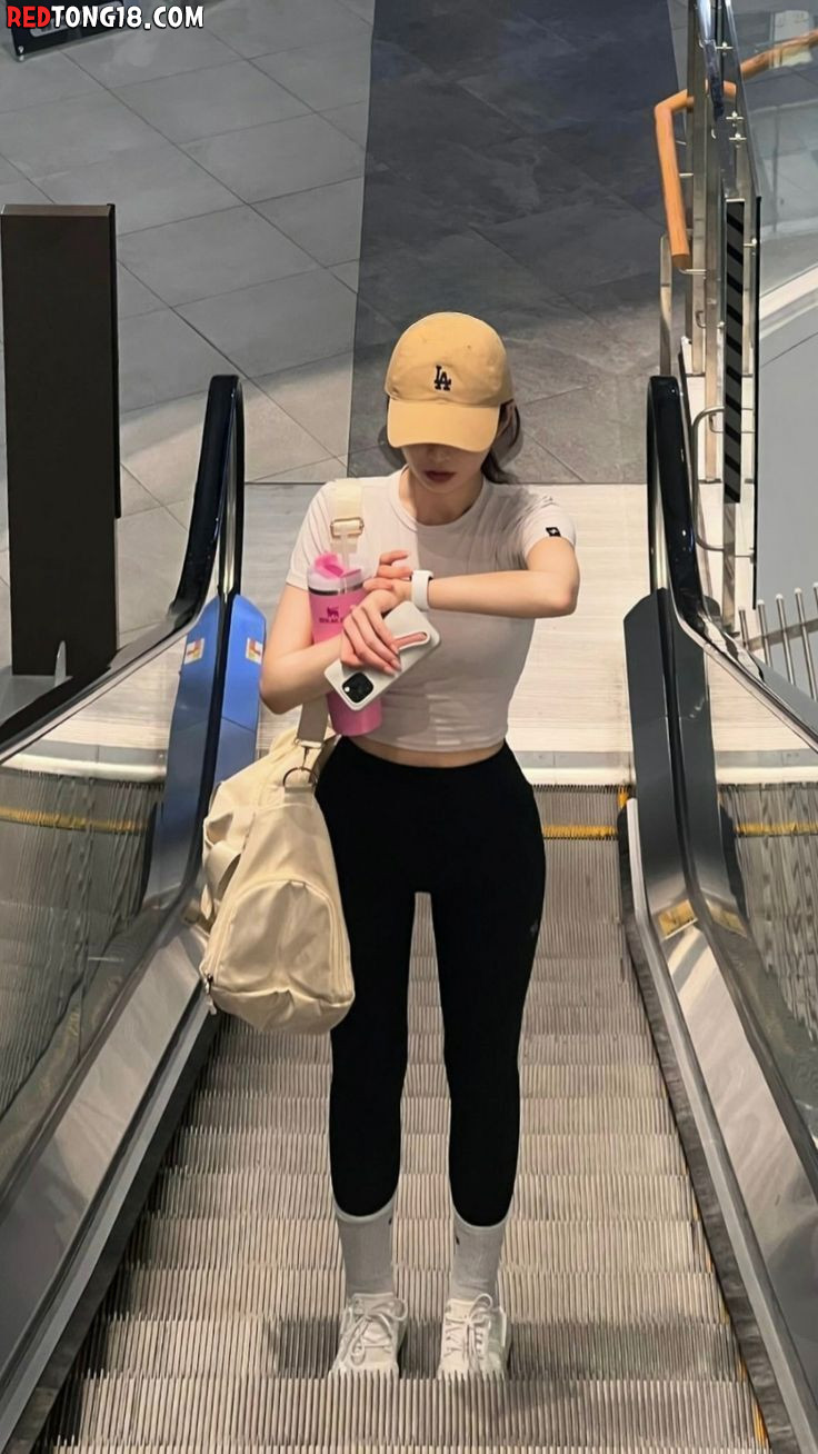 마르지 않고 딱 보기 좋은 몸매