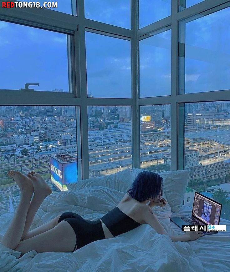 오빠 ~ 나 오늘 출근 안하면 안돼